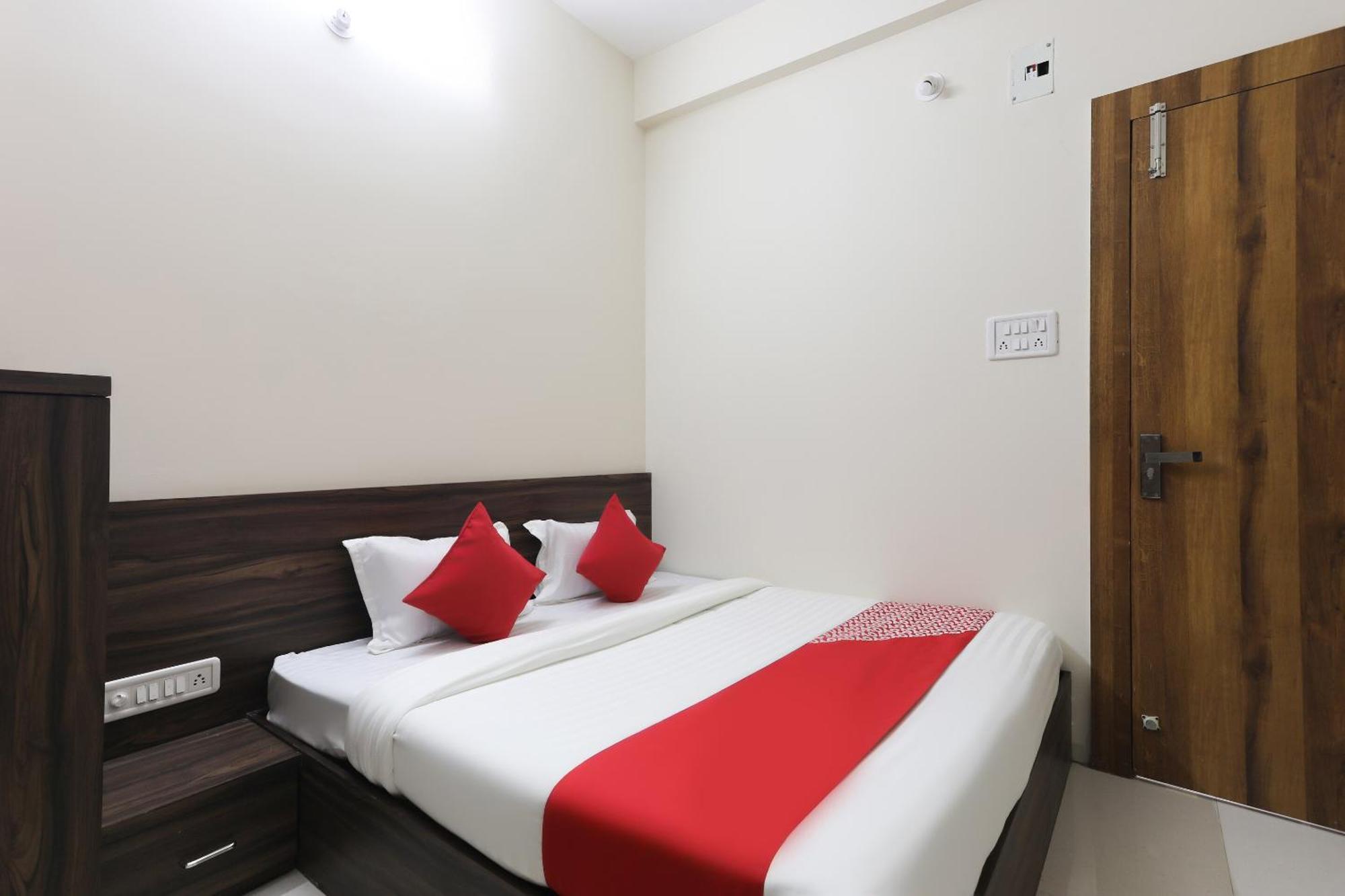 Hotel O La Flora Indore Exterior photo